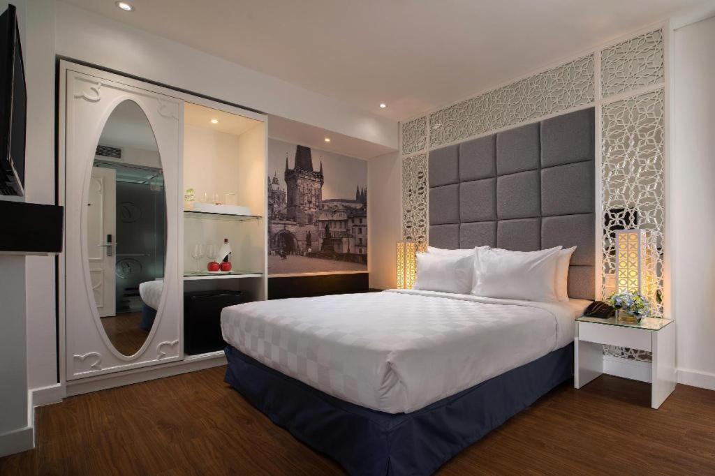 Victor Metropolis Hotel & Rooftop Bar In Hanoi City Екстер'єр фото